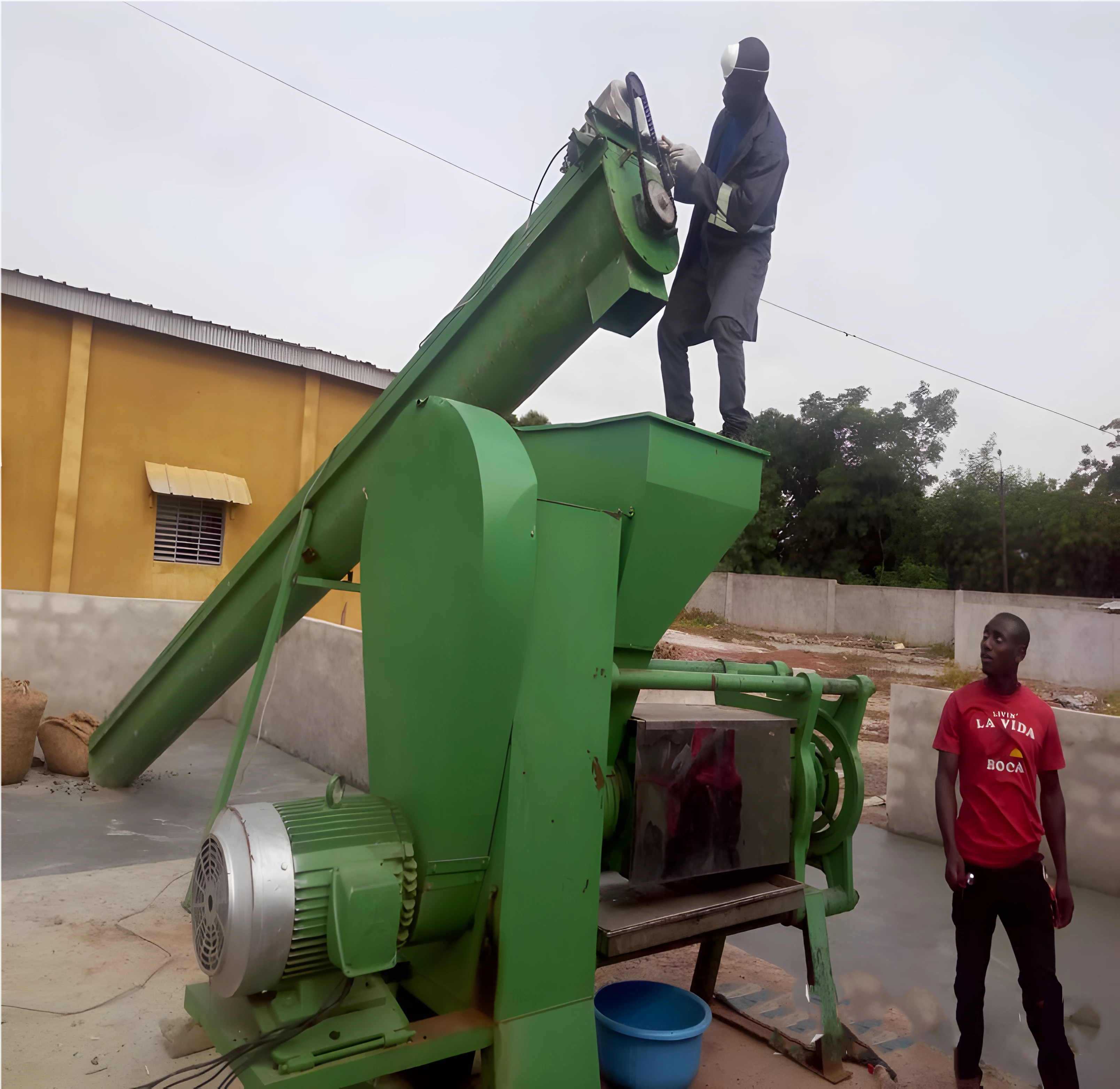 Broyeur fixe électrique